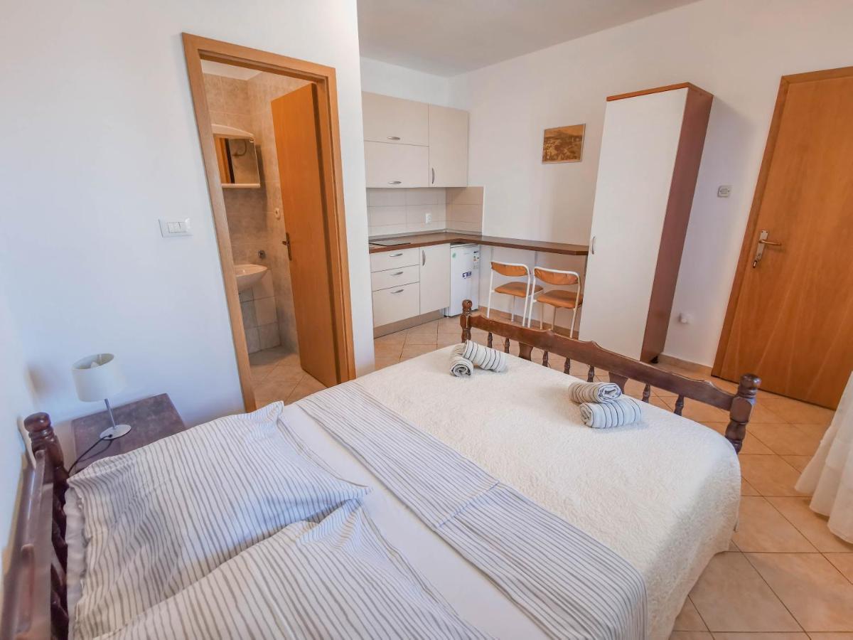 Apartments Patrick Baška Voda Dış mekan fotoğraf
