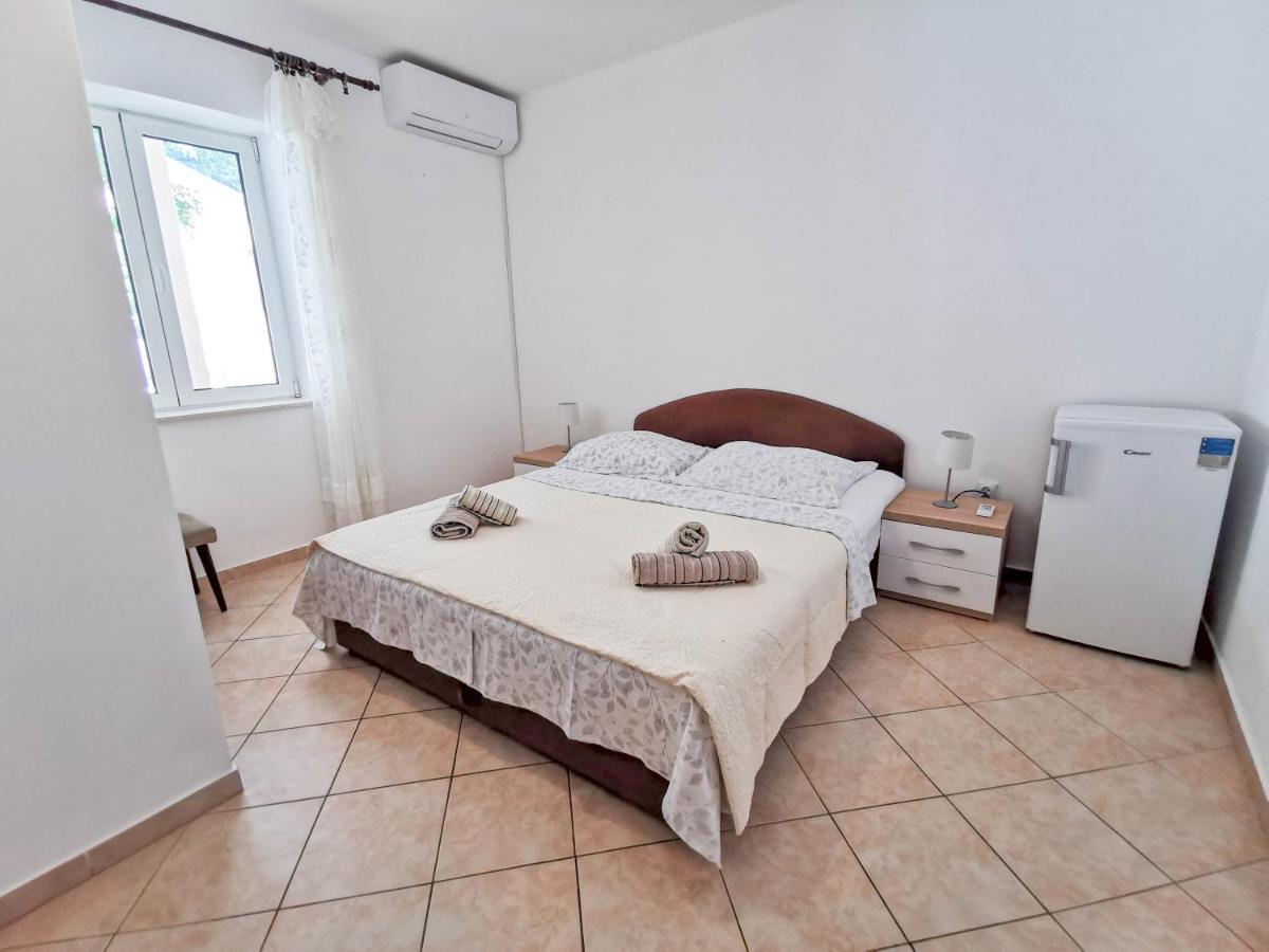 Apartments Patrick Baška Voda Dış mekan fotoğraf