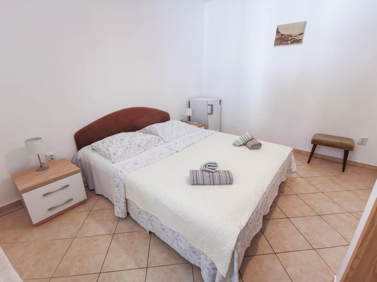 Apartments Patrick Baška Voda Dış mekan fotoğraf