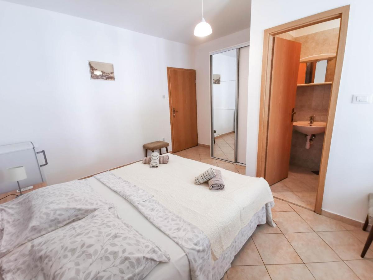 Apartments Patrick Baška Voda Dış mekan fotoğraf